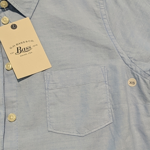 LAST CHANCE NWT Bass button down - Picture 3 of 4